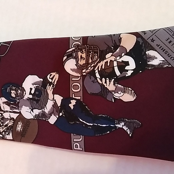 Football Tie - Picture 4 of 9